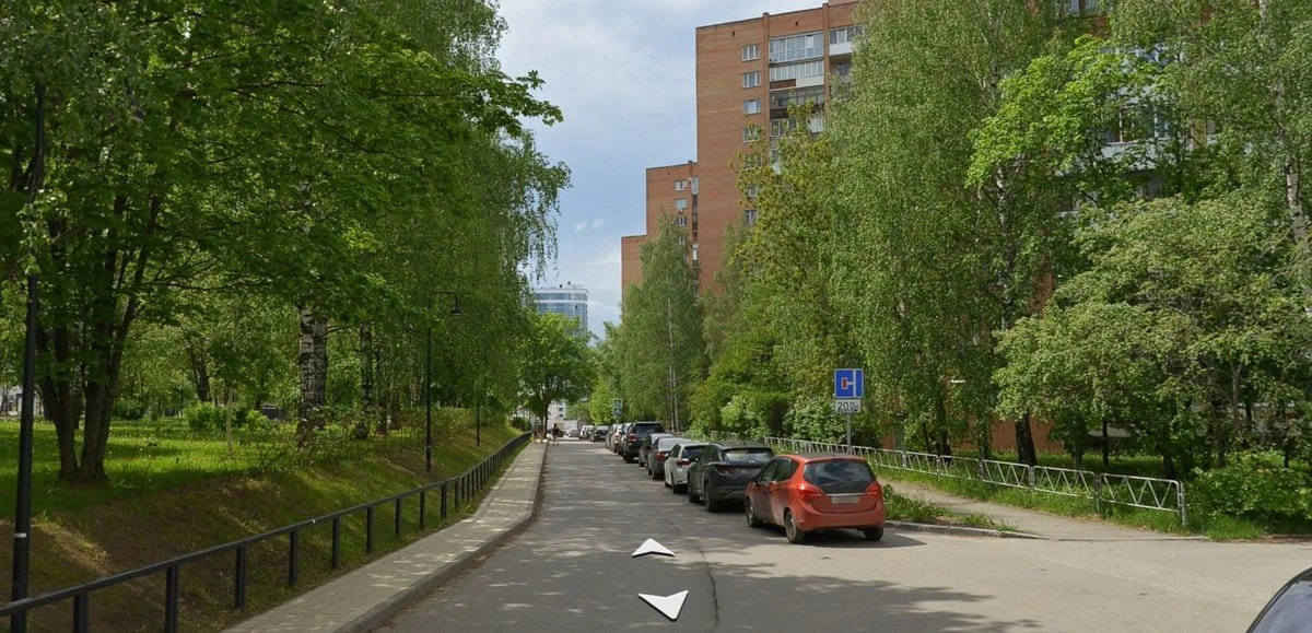 У высоток на улице Наговицына в Ижевске запретят парковку