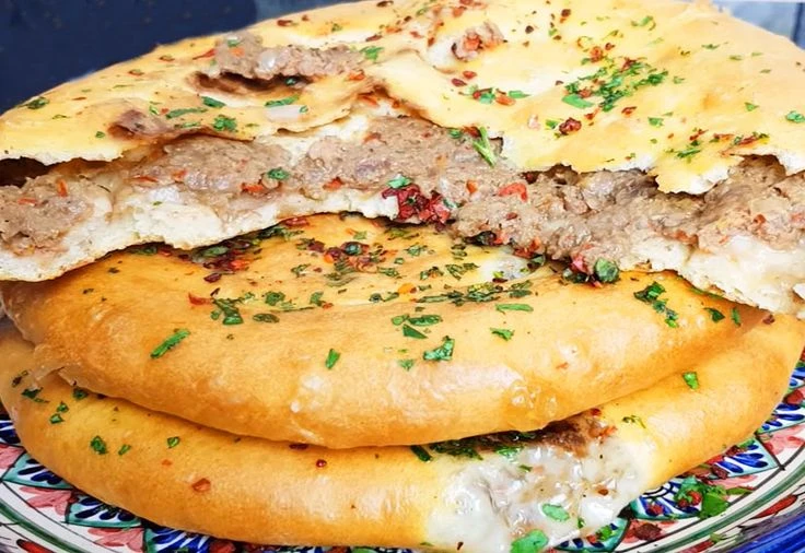 Мясные лепёшки на сковороде — быстро и просто 🫓