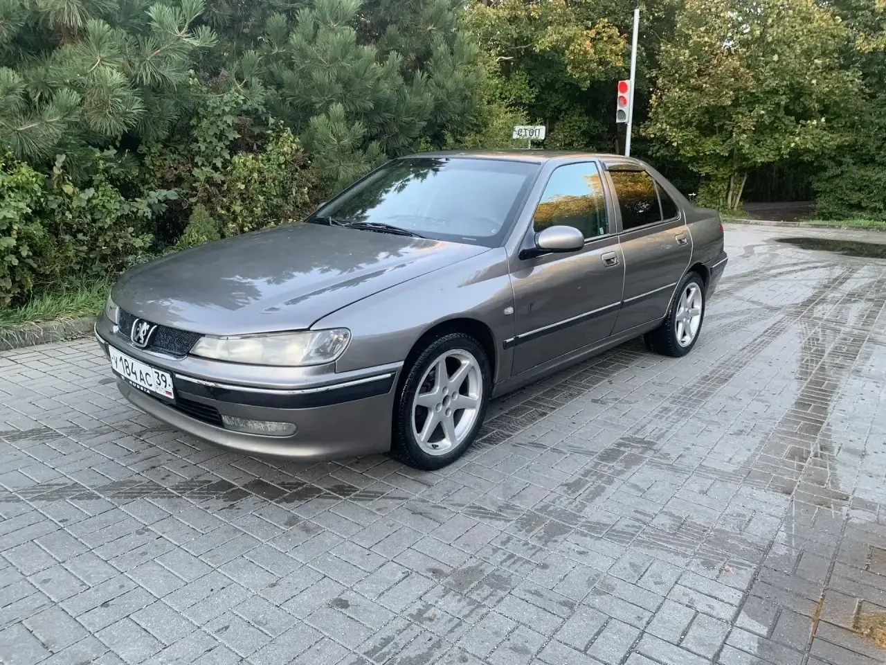 Peugeot 406 2.0 МТ, 2003 Сел поехал, стоит на зиме, полный электро пакет, камера заднег...