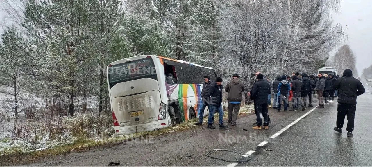 Автобус слетел с трассы, ехал в строну Танзыбея.