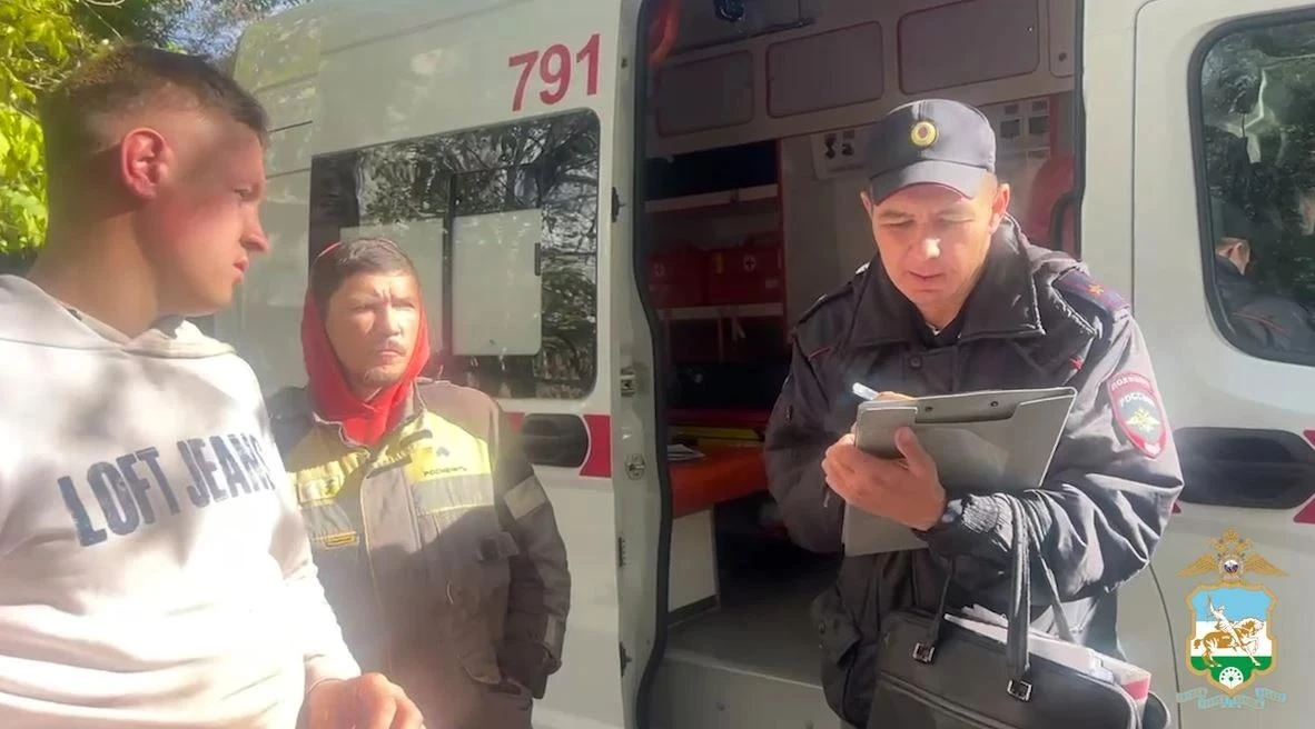 🔥🚨🚨🚨В Уфе сотрудники полиции обеспечивают безопасность граждан при ликвидации пожар...