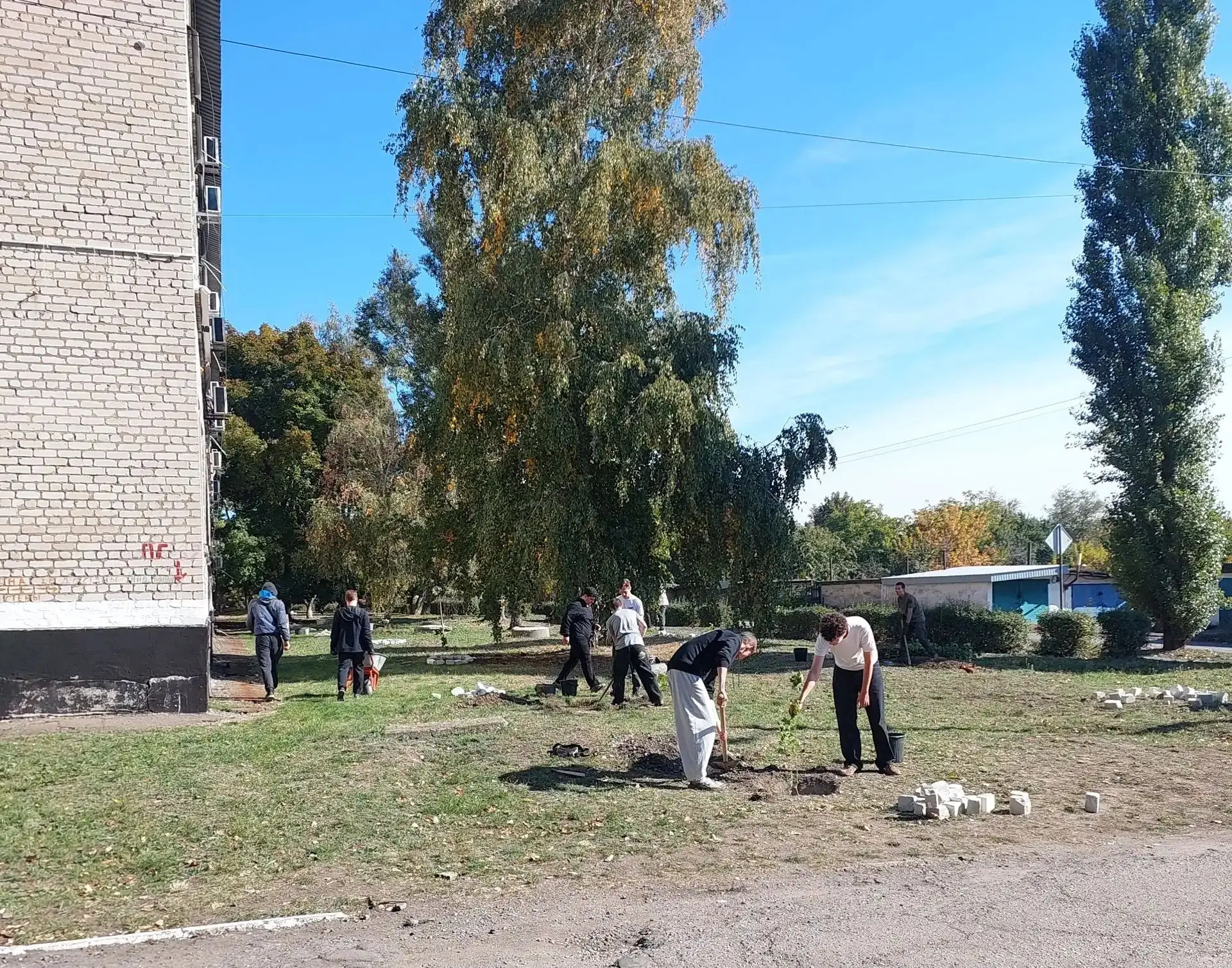 Друзья, сегодня мы потрудились на славу! 💪🌿