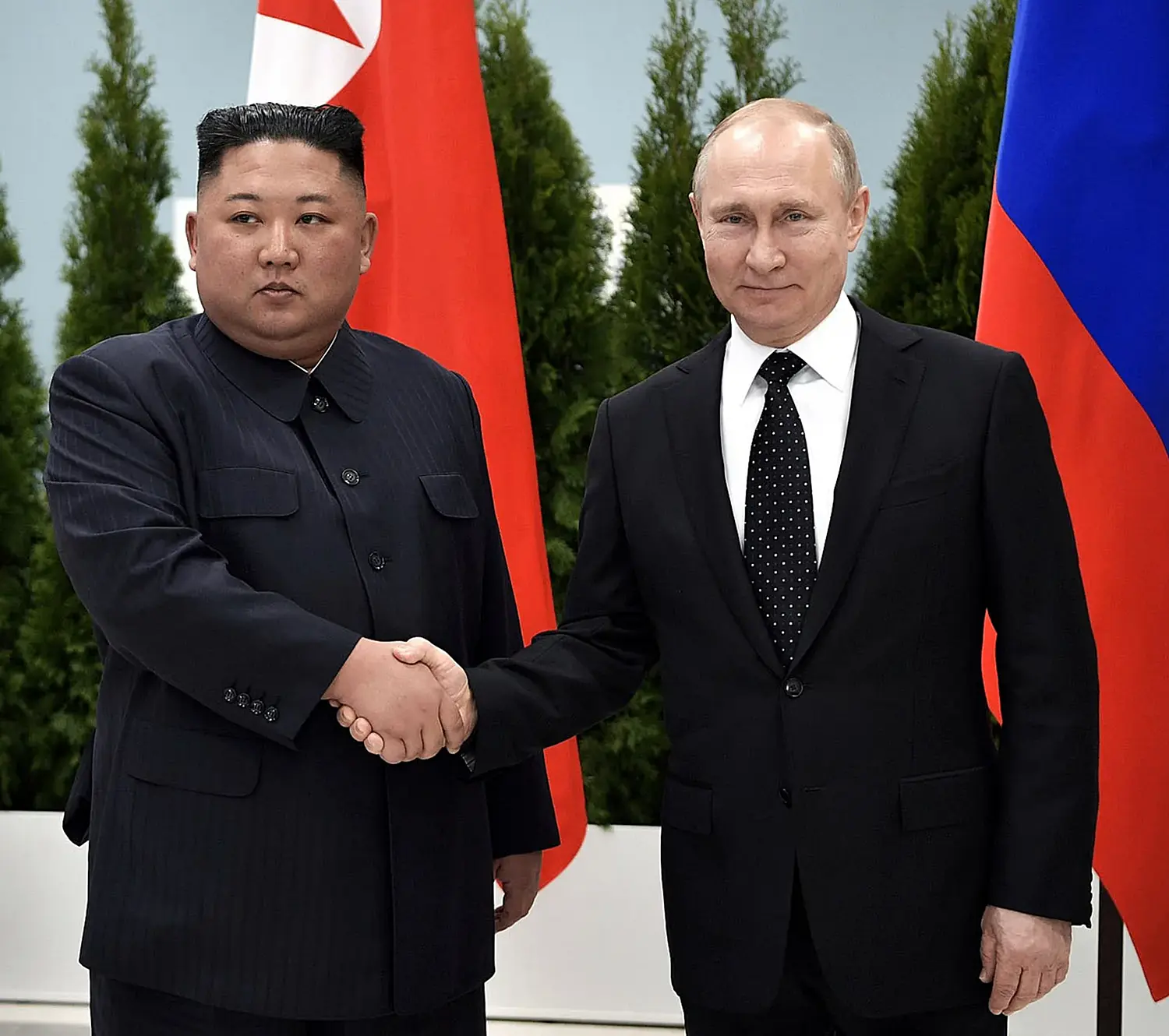 Вчера Владимир Путин принимал телеграммы с поздравления со всего мира, но самое теплое ...