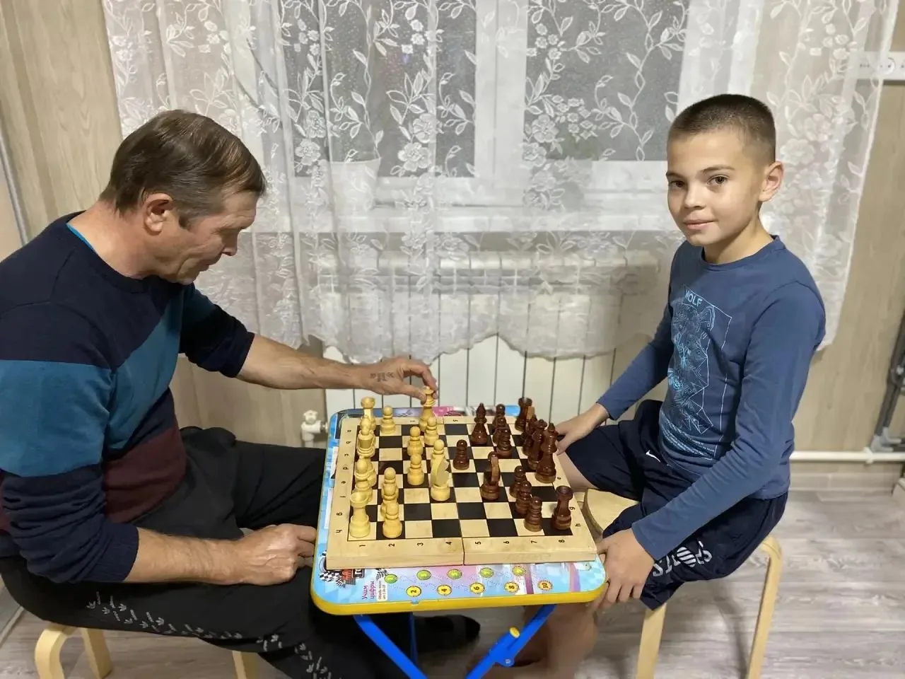 Наши ученики вместе с папами присоединились к онлайн-флешмобу «Спасибо, папа!» ко Дню о...