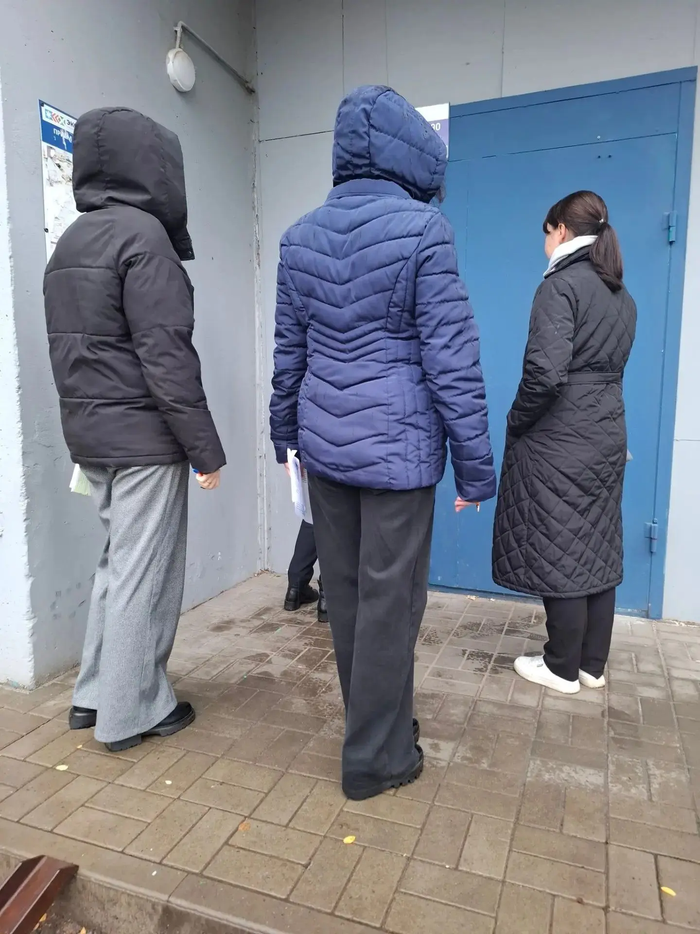 В целях осуществления контроля за родителями, которые ненадлежащим образом исполняют об...