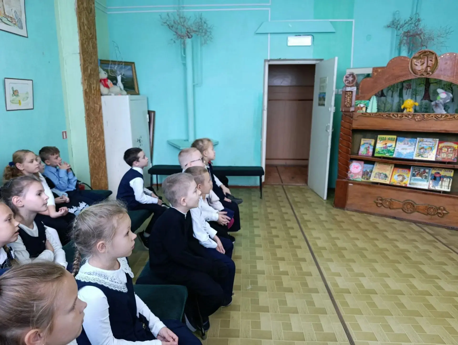 📚 Первое знакомство с библиотекой: 1-А в гостях у сказки!