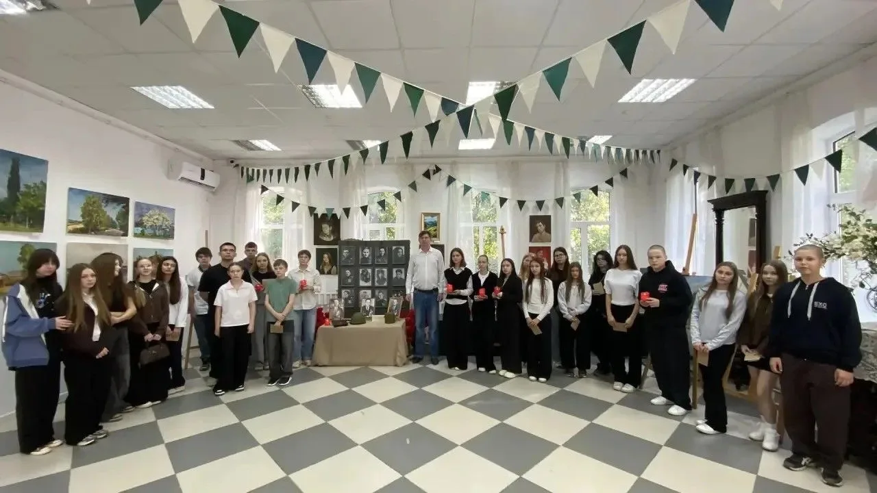 С 4 по 14 октября в Выставочном зале проходит выставка  фотографий ветеранов Великой От...