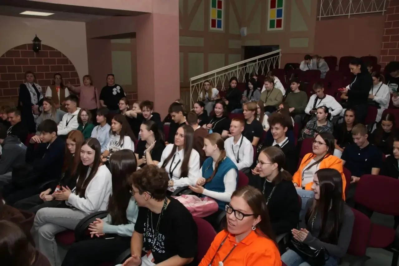 В Еврейской автономной области прошёл трёхдневный профориентационный интенсив «Острова....