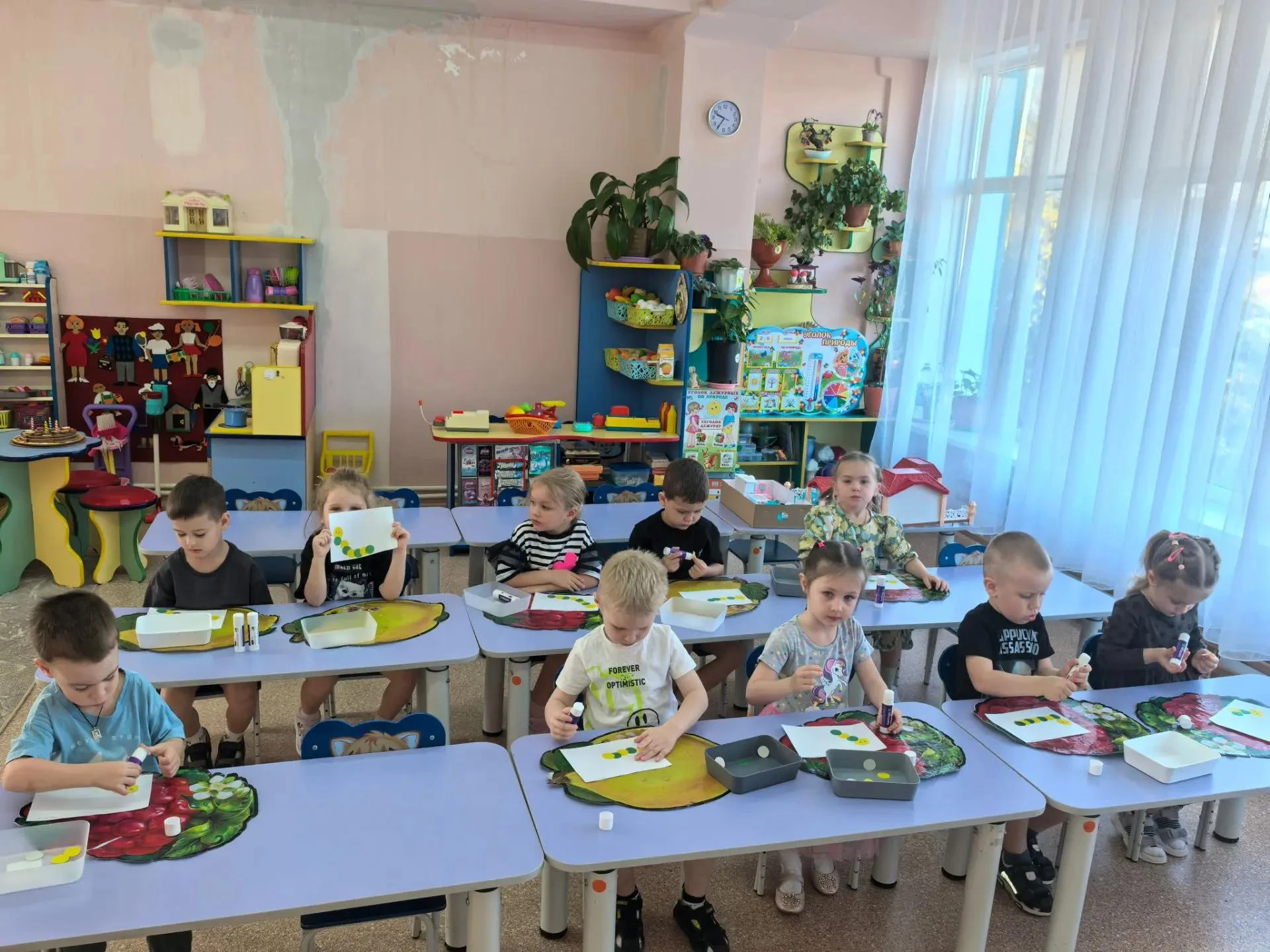 🐛 Весёлая гусеничка в группе «Василёк»! 💛