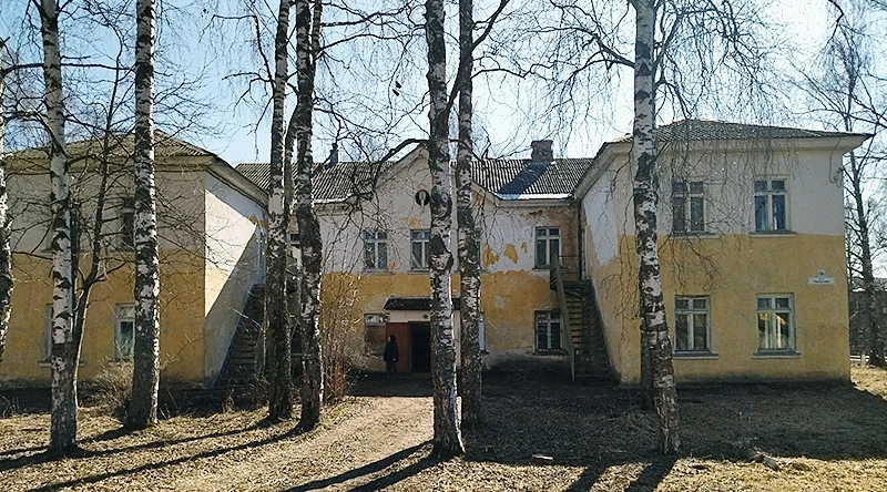 Выставлено на торги бывшее здание полиции в Волжском. За строение и землю просят 9,5 мл...