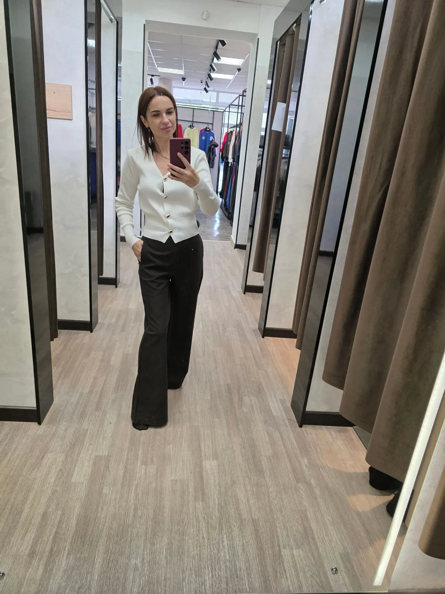 Девчата, до меня только сейчас дошло, что это идеальные брюки, их не надо стирать. Толь...