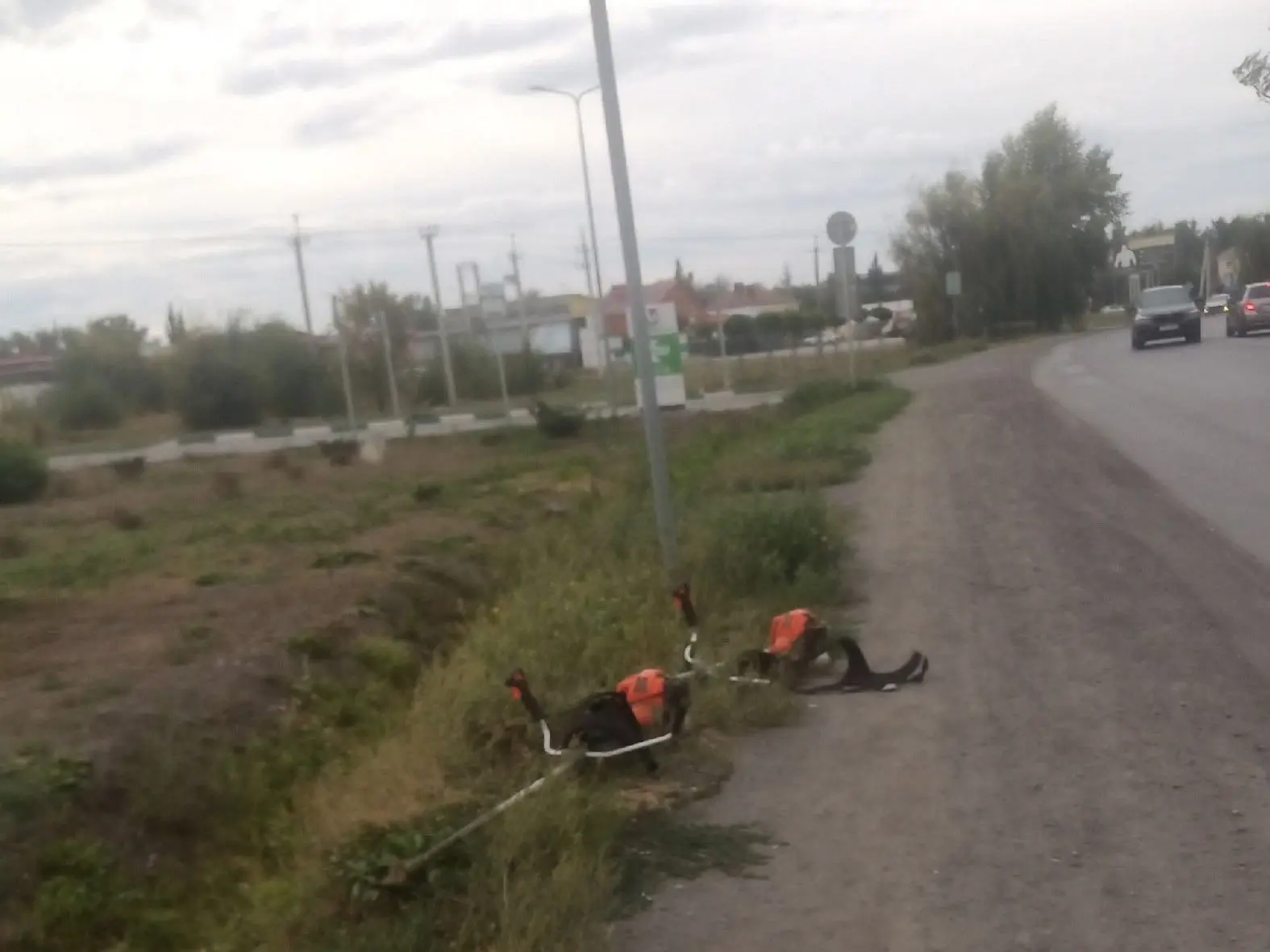 Депутат городской Думы Виктор Чеботарев продолжает выполнение поручений жителей микрора...