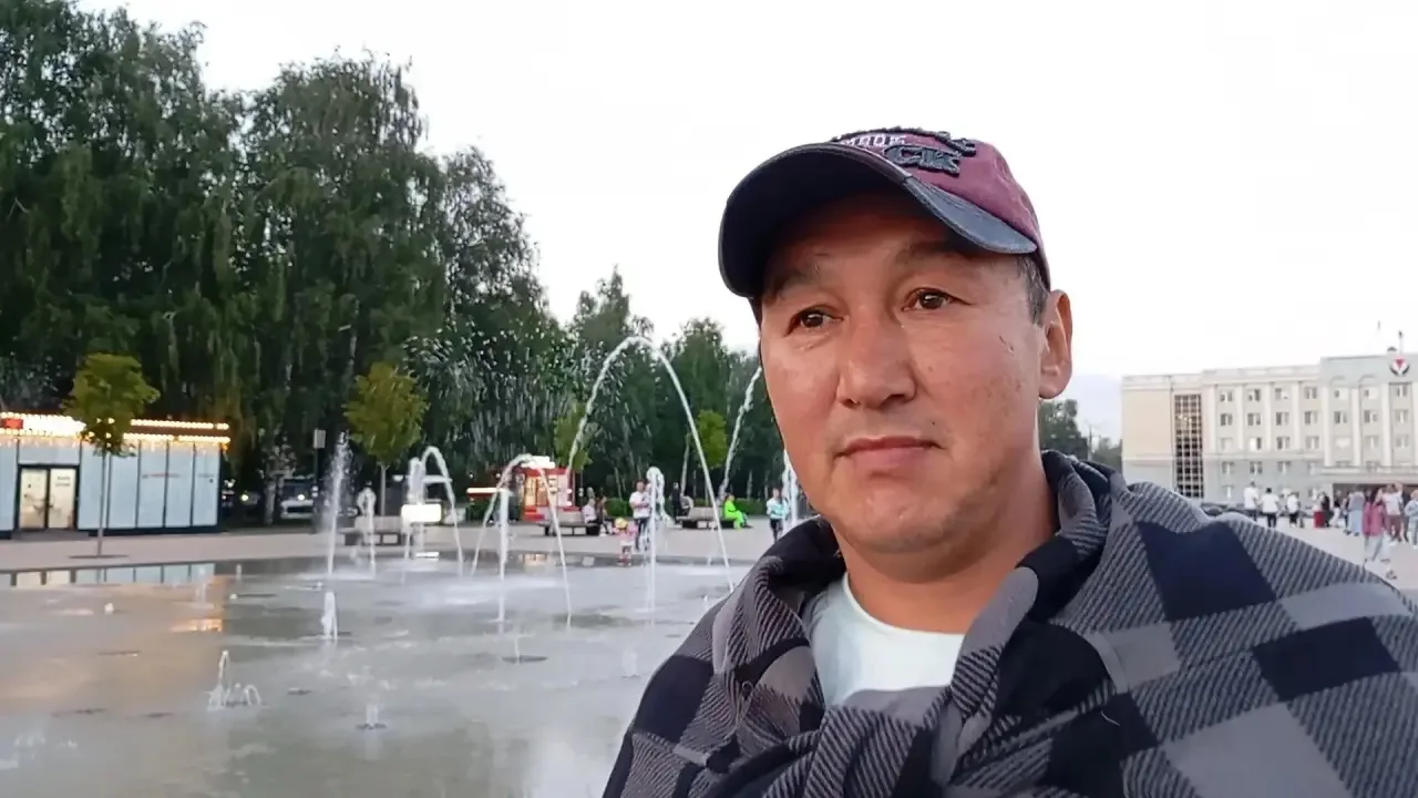 Папа в школьные годы и сейчас🤗