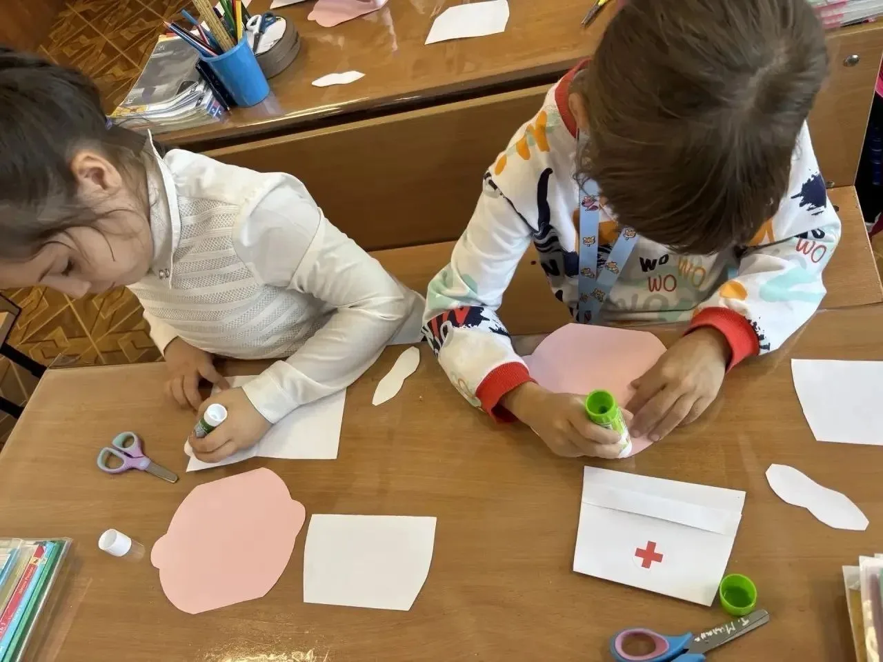 ✨Ученики младших классов весело и с пользой отметили Международный день врача!