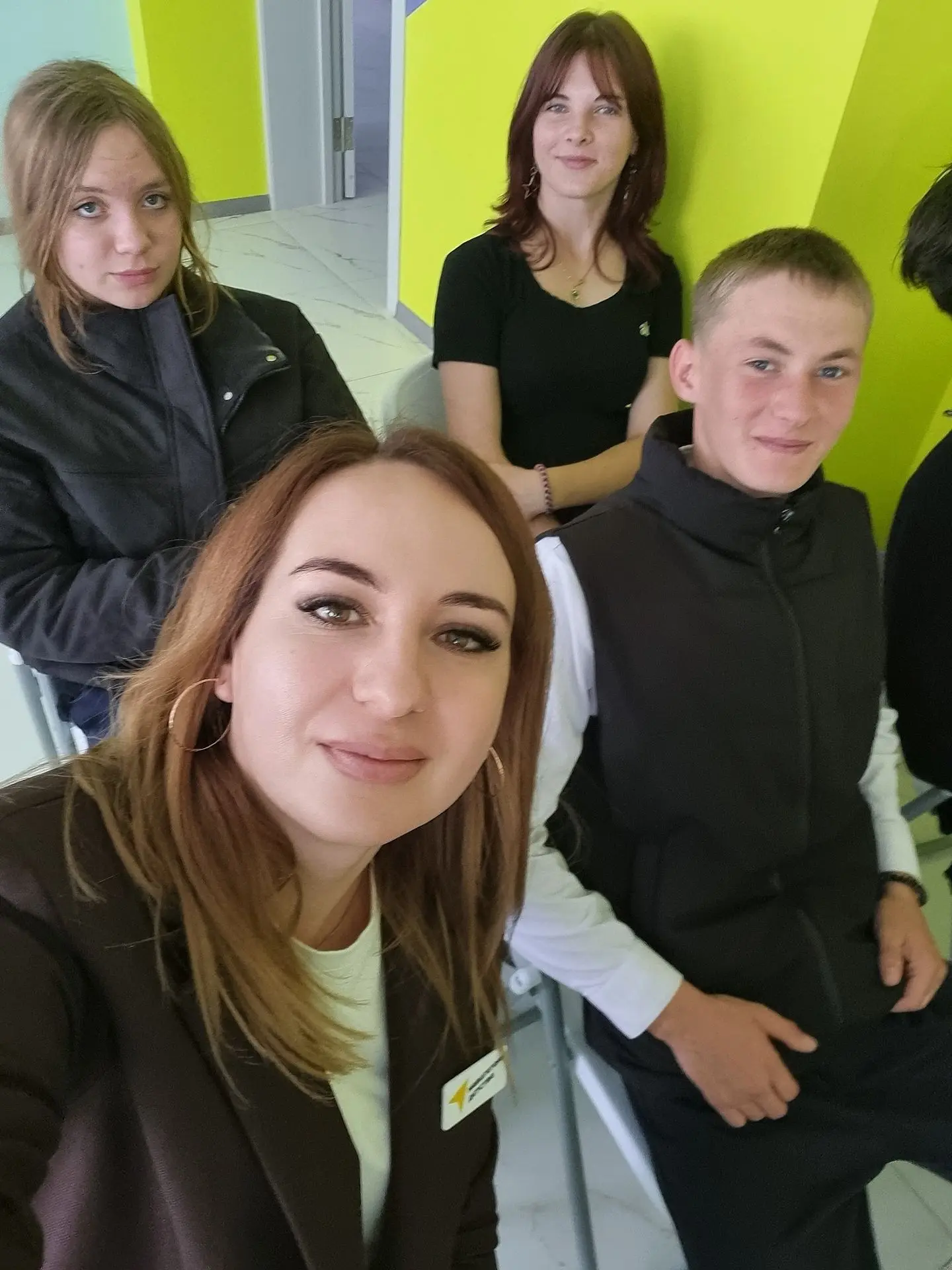 🎬 Прокачали навыки на максимум: советник и активисты на семинаре «Ты в кадре»!