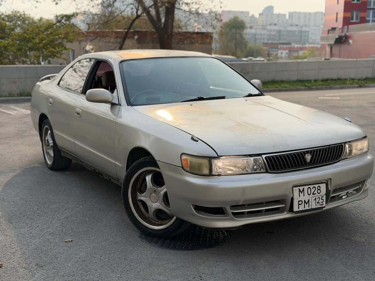 Toyota Chaser gzx90 2,5 автомат, задний привод.