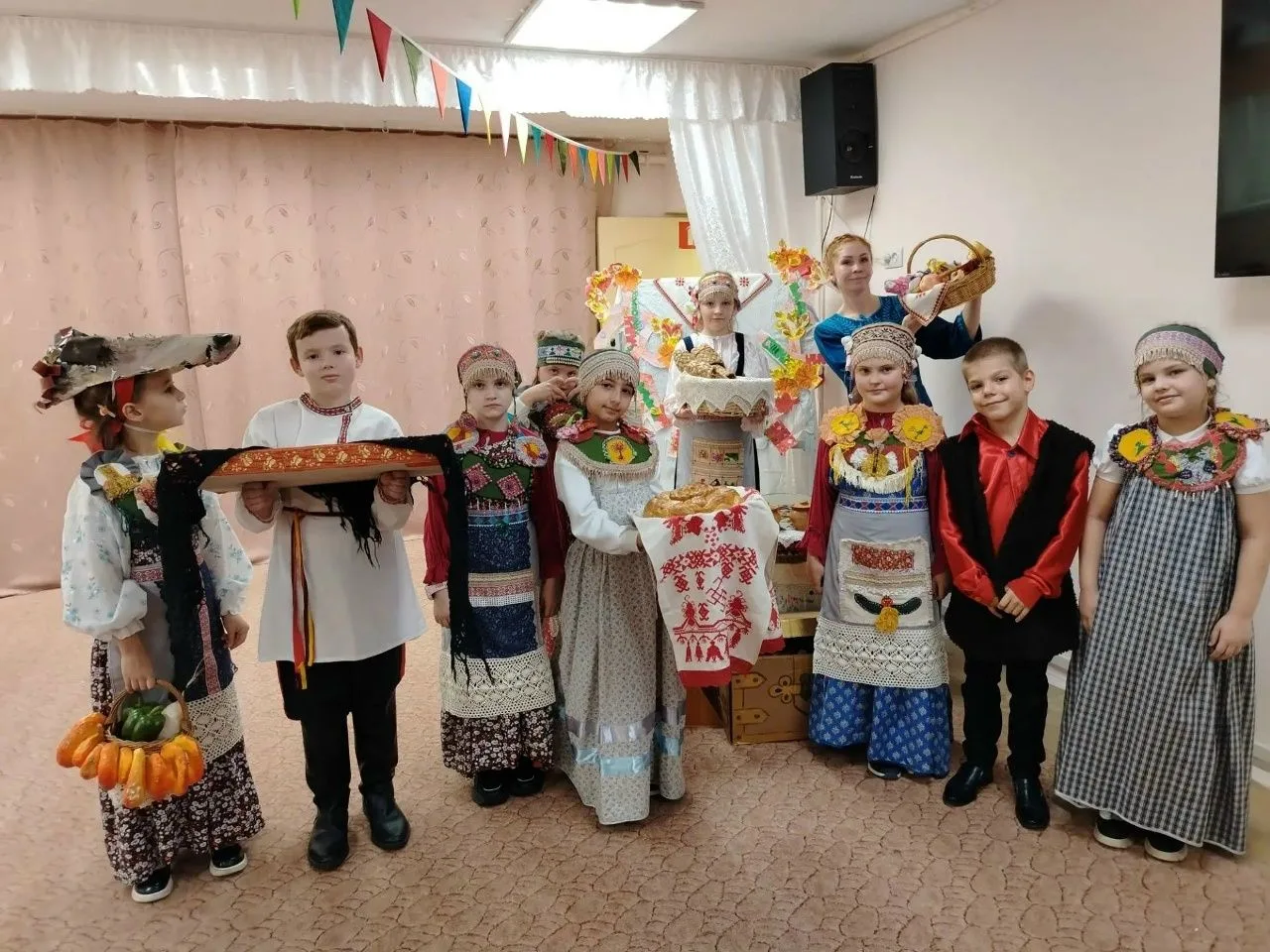 В детско-подростковом клубе «Кожевенная слобода» прошёл яркий и душевный праздник «Осен...