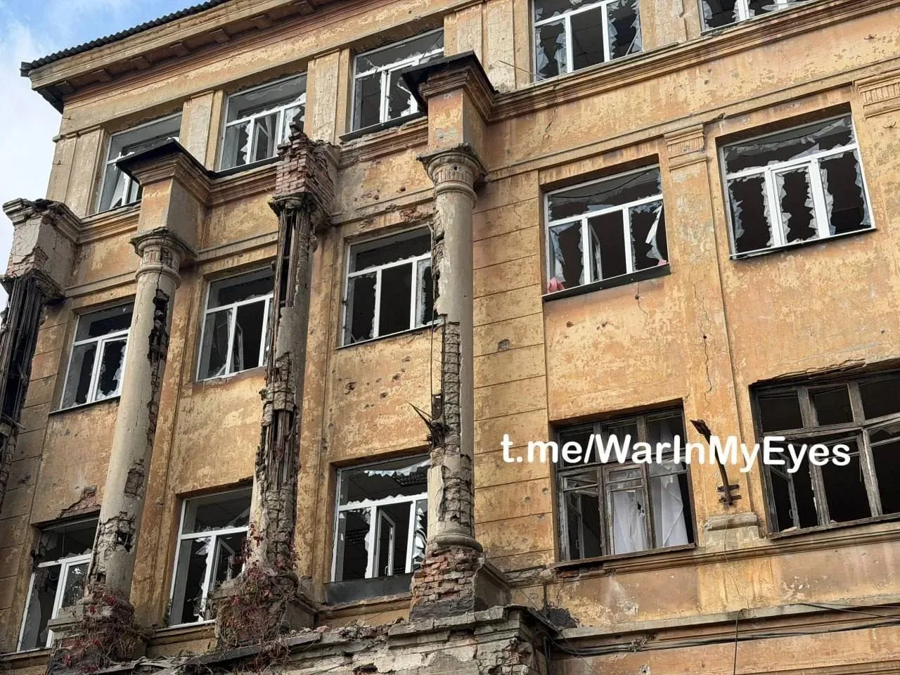 ВСУ атаковали школу, более детально 👇