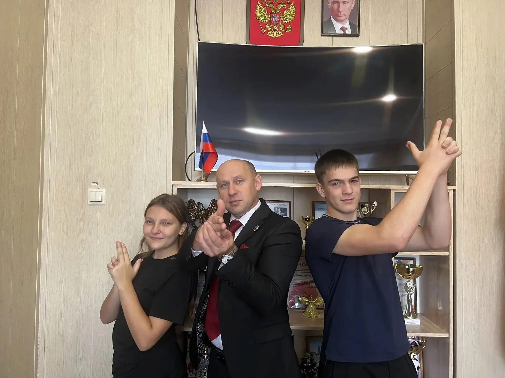 📢 Друзья, просим поддержать нашего наставника!
