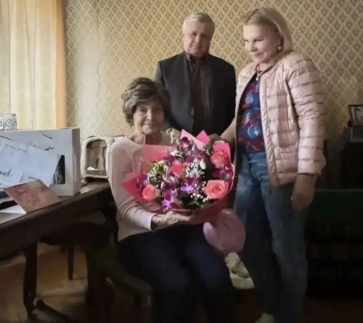 Двум жителям Сокольников исполнилось 95 лет 😱