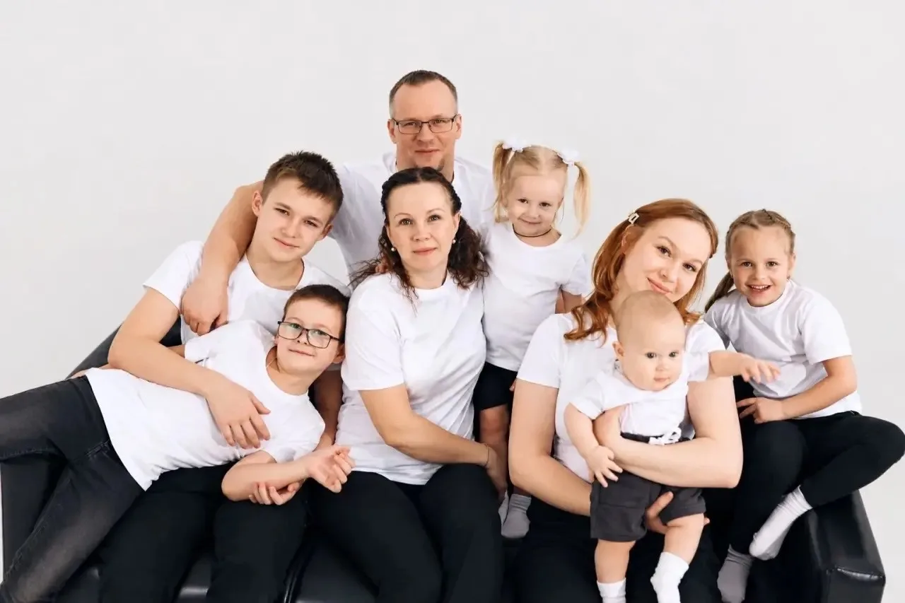 💞Многодетная семья из Вычегодского получила субсидию на приобретение автомобиля. 👍