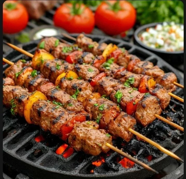 Всего 150-200 граммов шашлыка  можно безвредно употребить 🥩