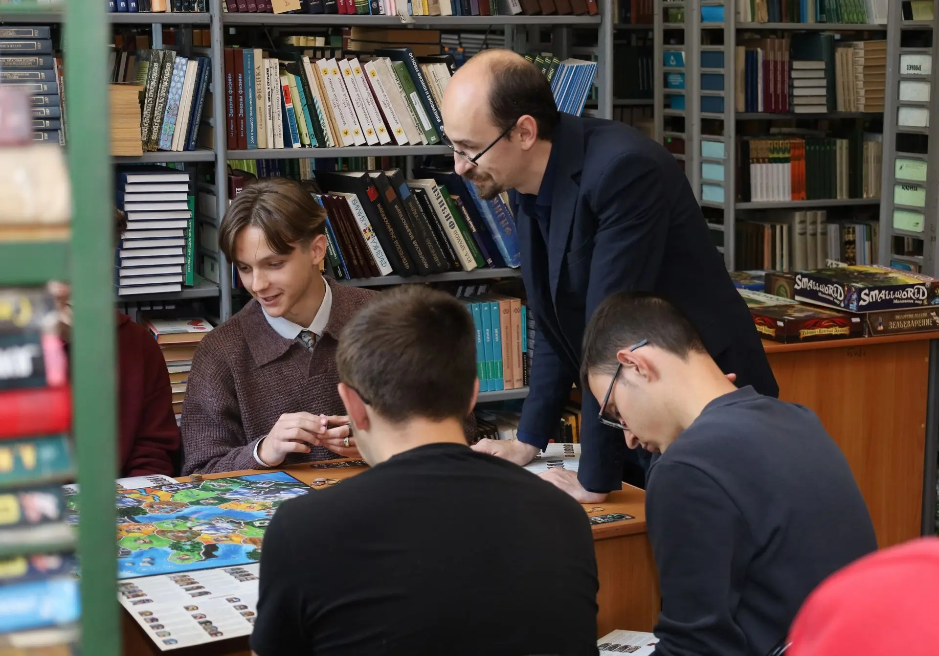 🎲 Настоящий аншлаг и море эмоций: как прошла первая встреча Клуба настольных игр.
