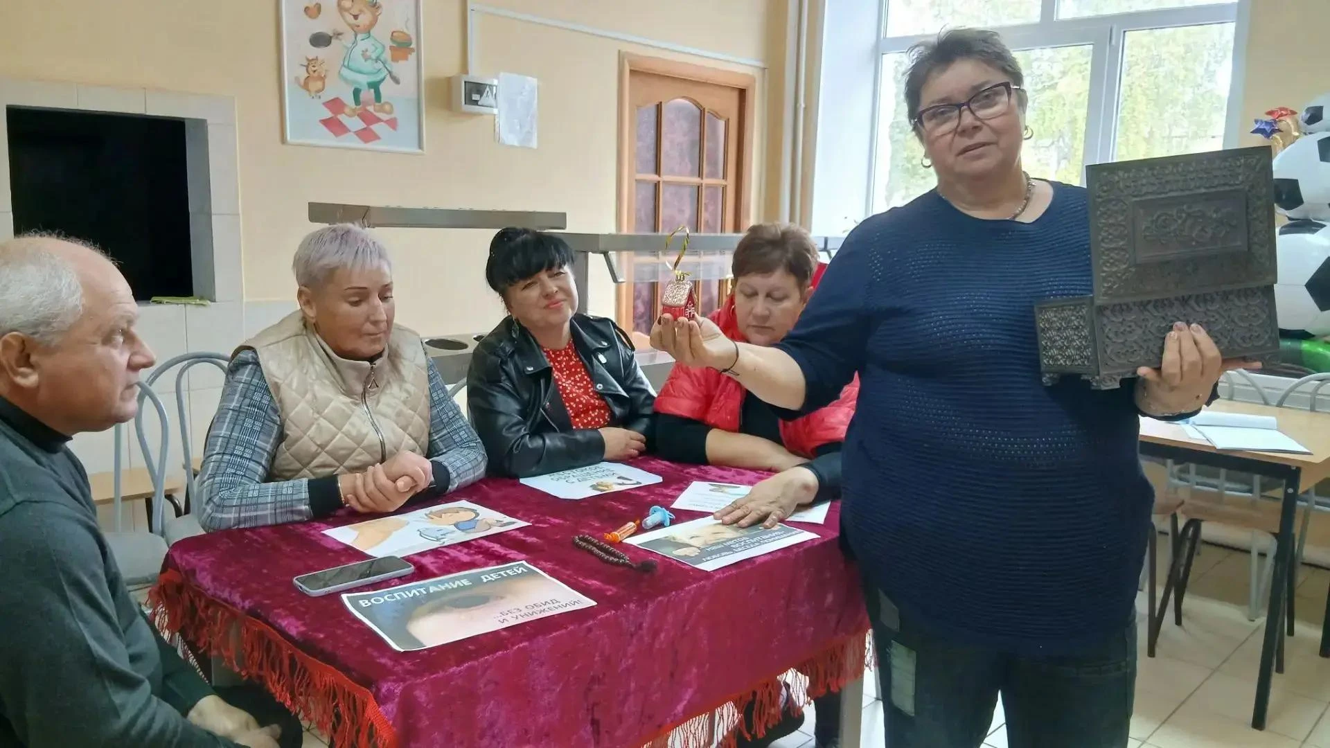 В центре "Непоседы" прошёл круглый стол для специалистов старшей группы на тему профила...