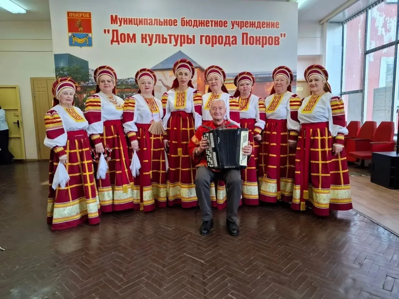 После завершения конкурса «Супербабушка - 2026» в фойе Дома ученых гостей  ожидала конц...