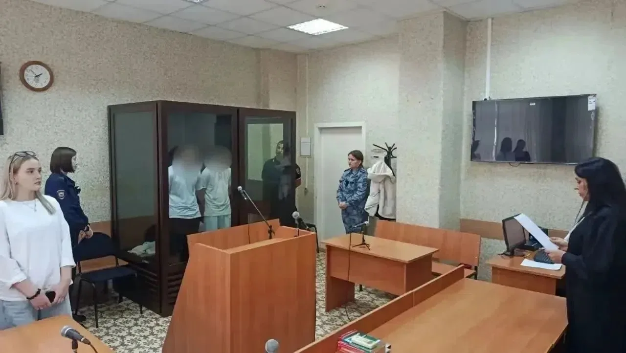 Двоих ижевских подростков осудили за ограбление магазинов.