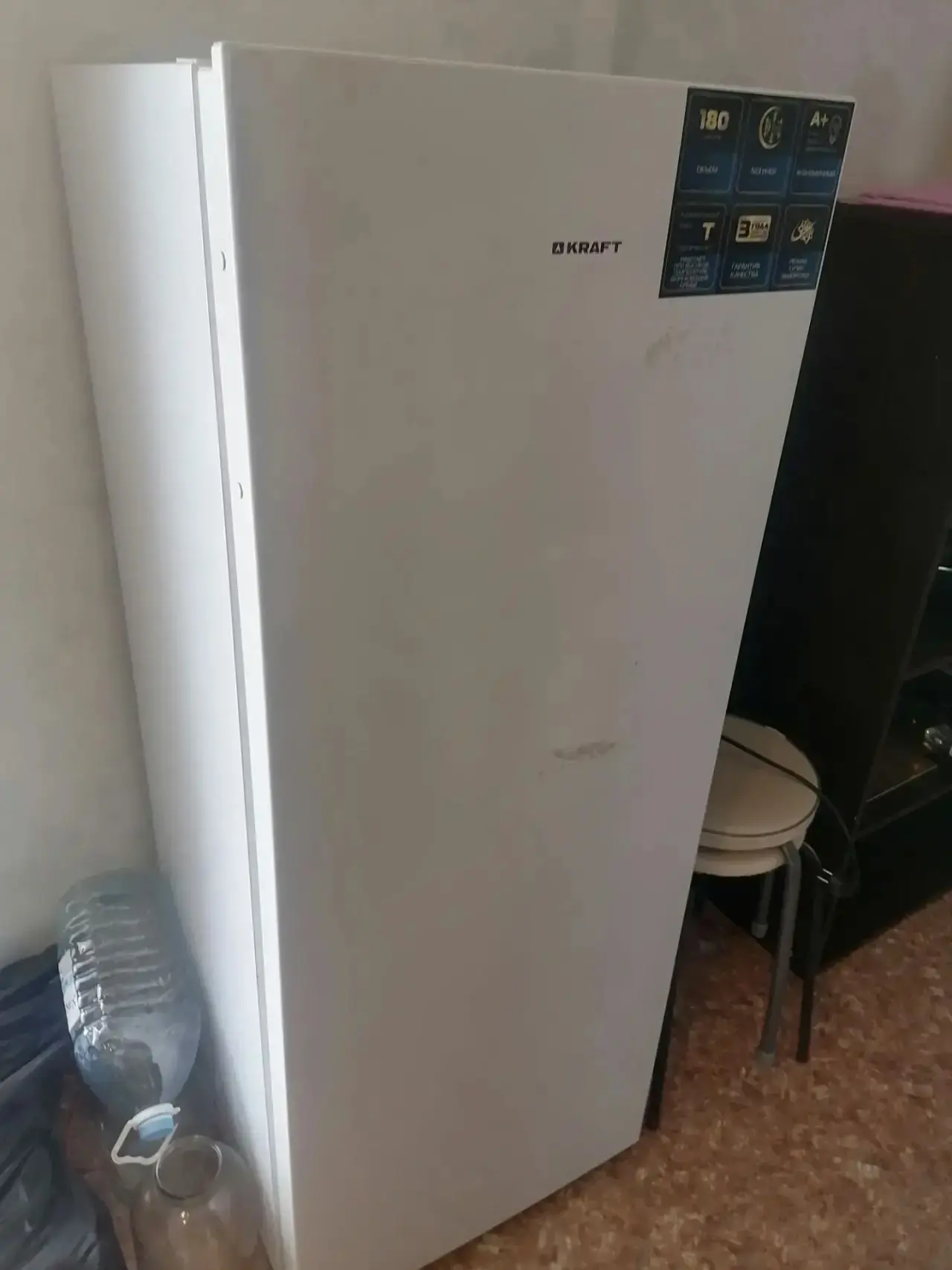 Продам морозильная камера 180 л