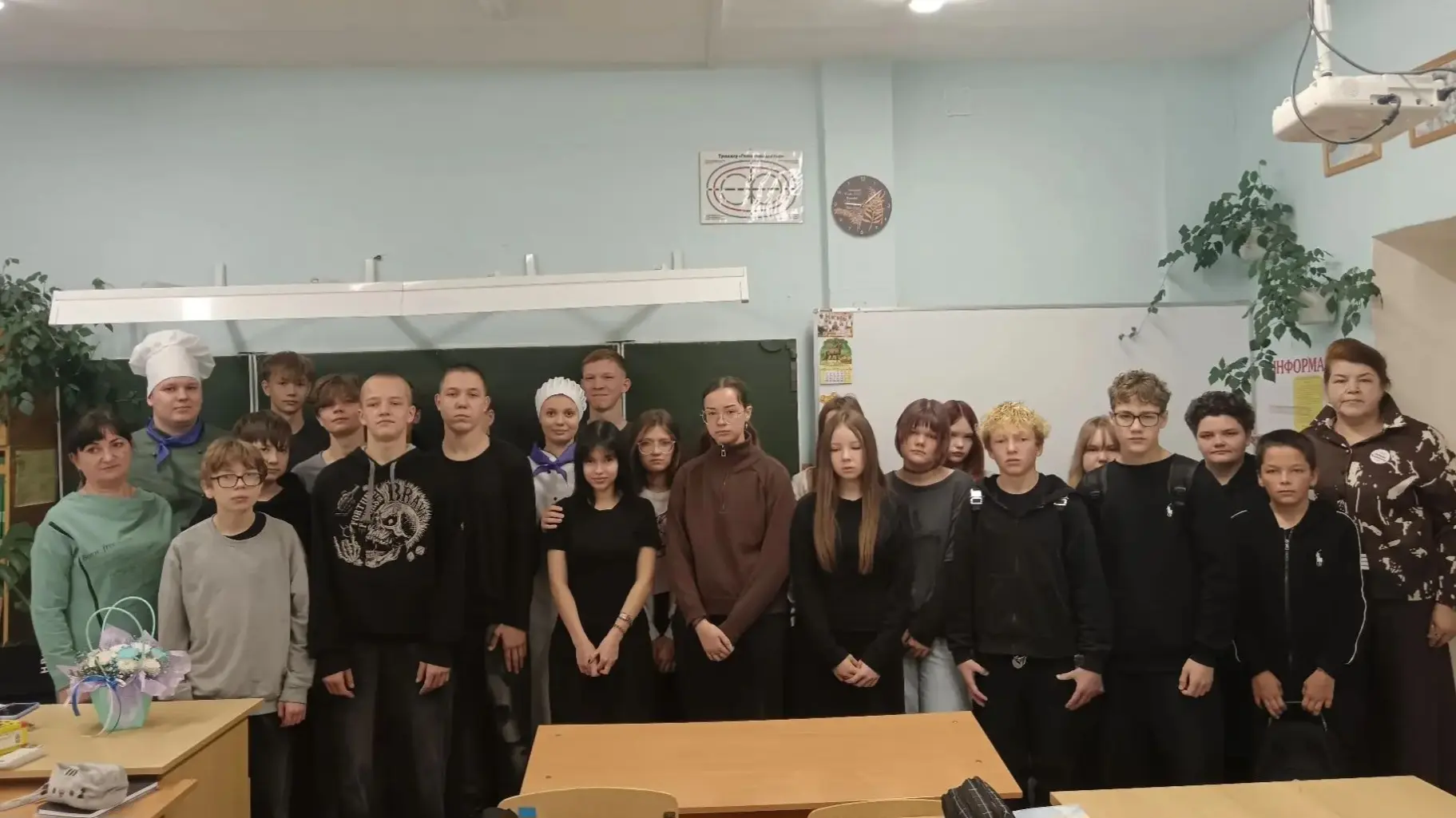 Сухоложские школьники примерили поварской колпак: как прошла встреча с будущими мастера...
