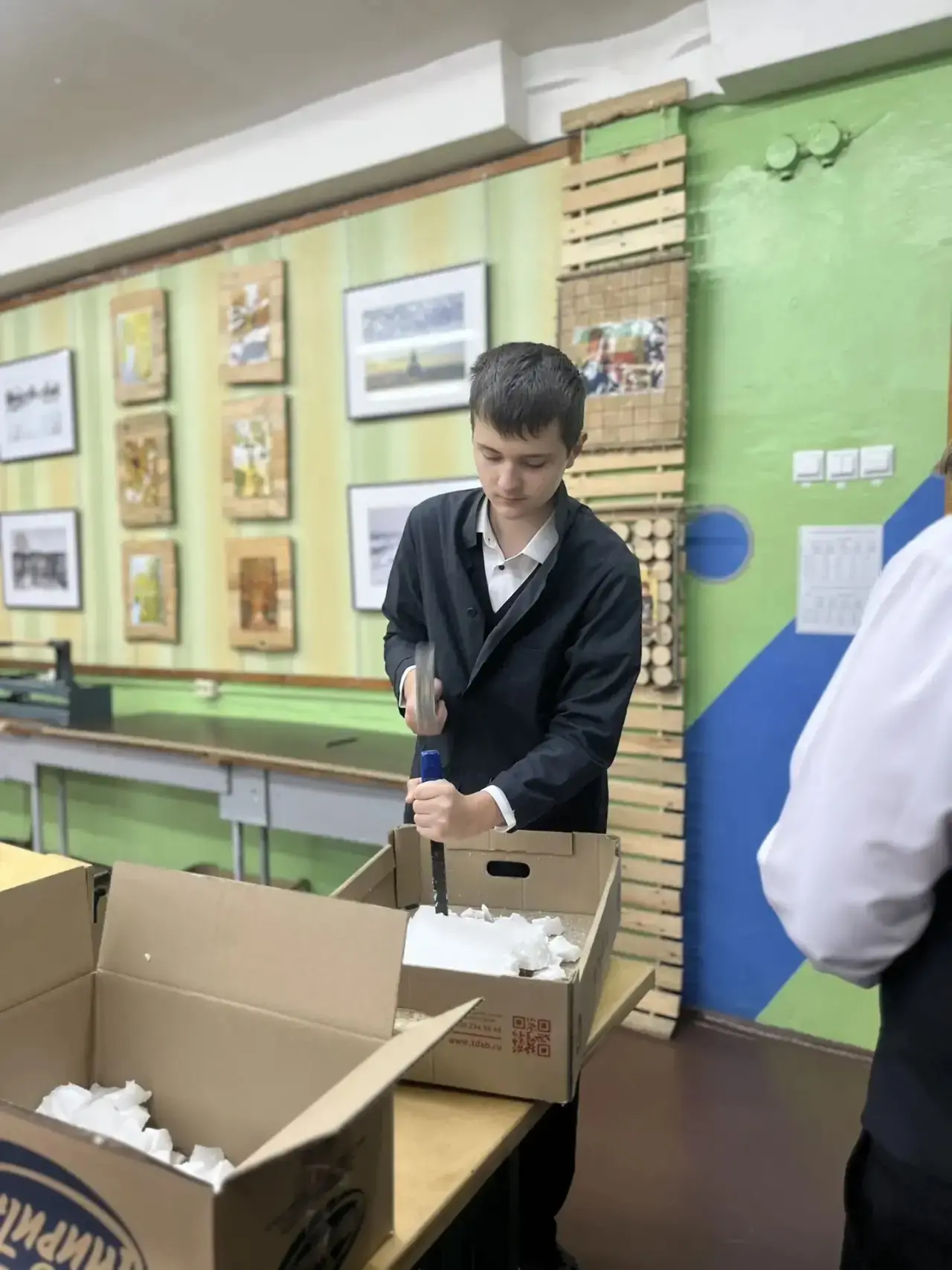 🇷🇺 Сегодня волонтёры #школы30 снова продолжают свою работу в рамках проекта «Для СВОи...