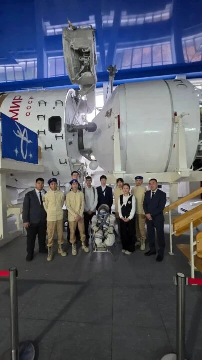 К звёздам — вместе! 🚀