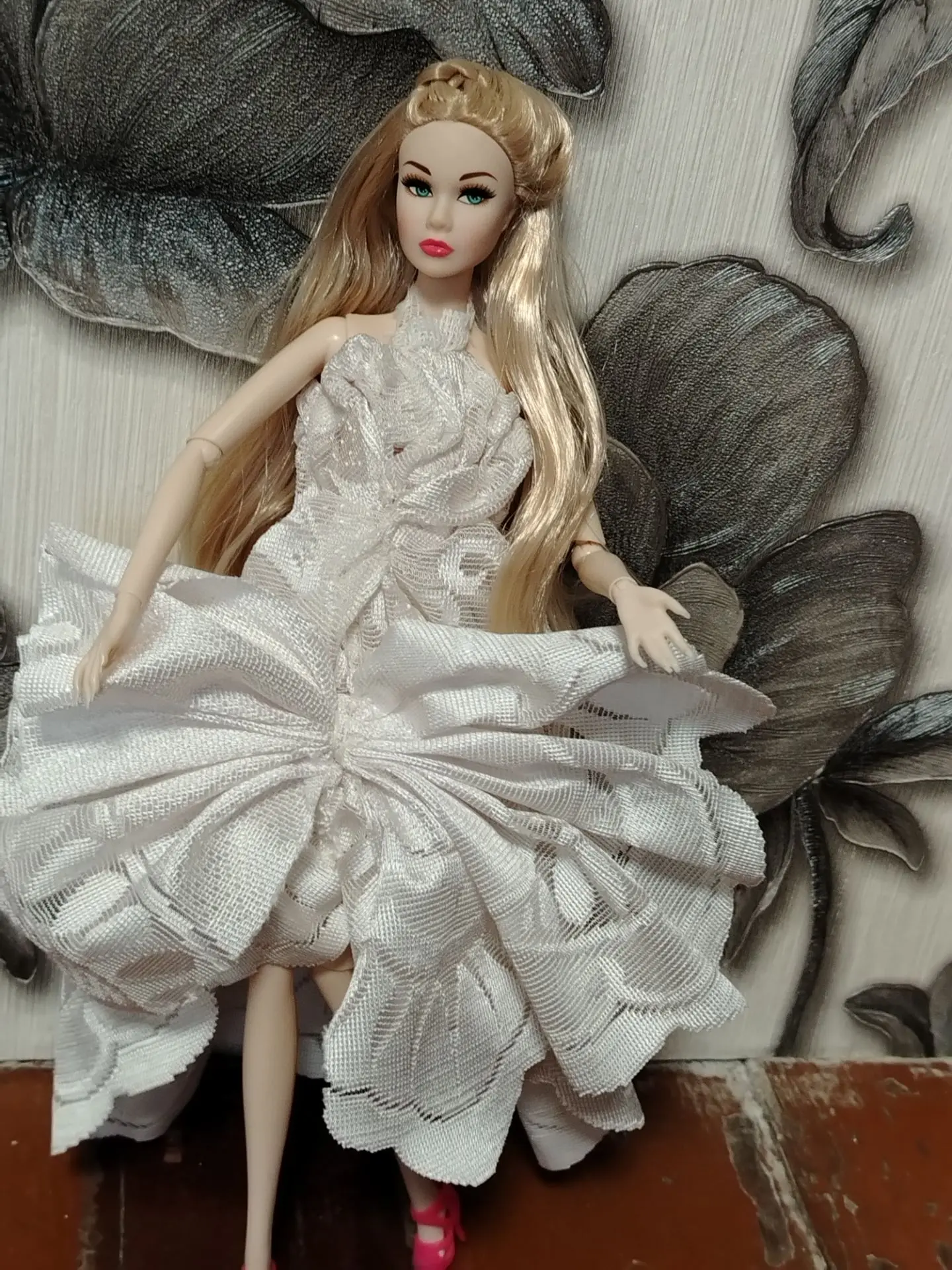 Ещё одно, эксклюзивное платье👗 от меня, сделанное в ручную, по моему вкусу, а этот огр...