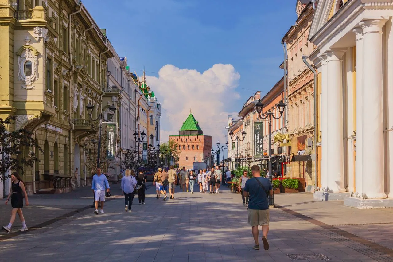 📍Большая Покровская не должна была выходить на площадь Минина