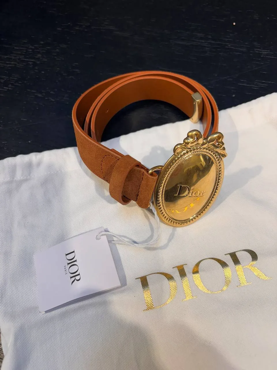 DIOR