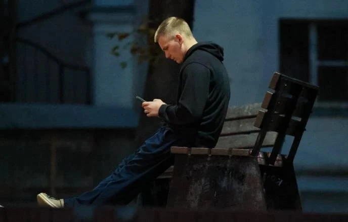 Операторы мобильной связи дали крупным банкам отсрочку