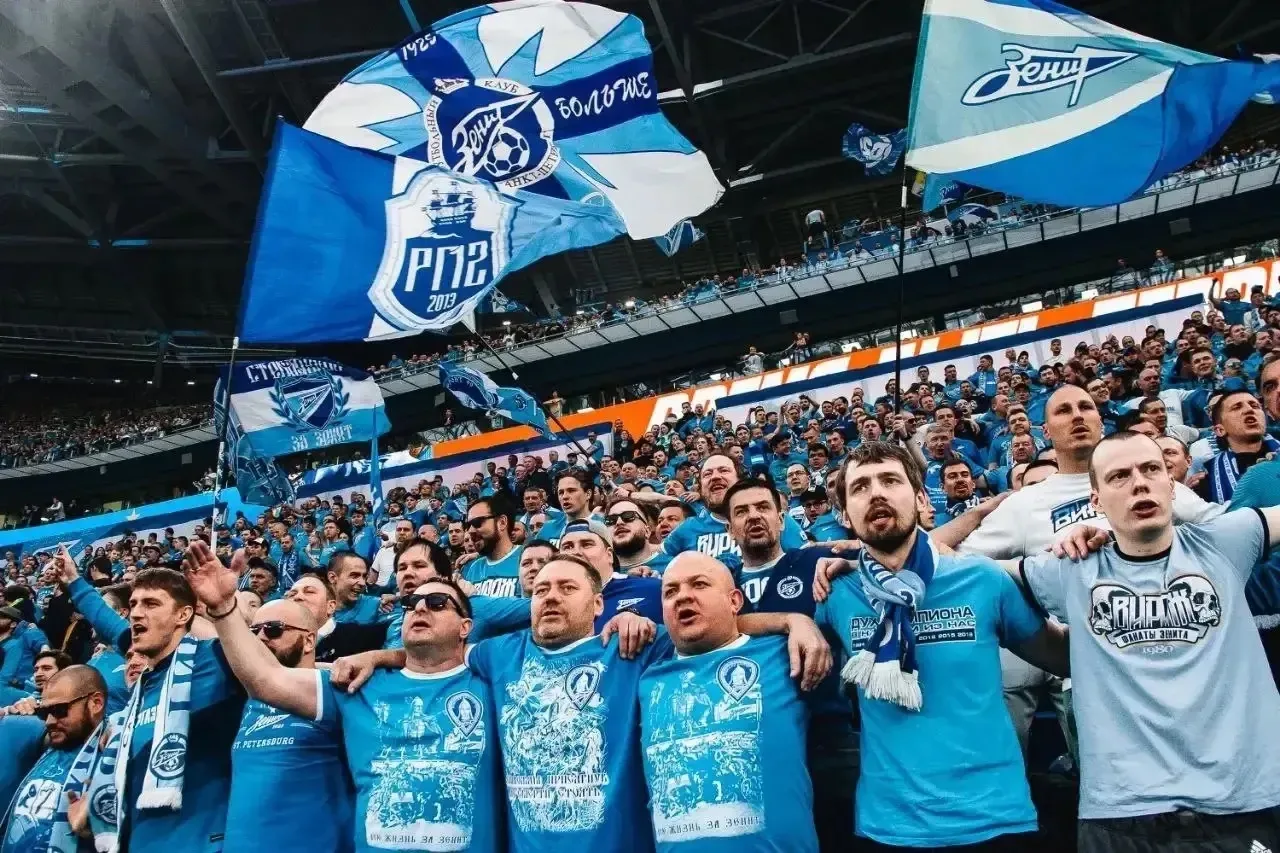 🎉Фанатскому виражу сегодня 46 лет!