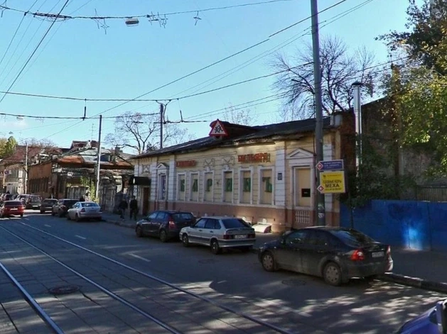 Подорожал на 40 млн руб. В центре Нижнего Новгорода снова продают исторический особняк