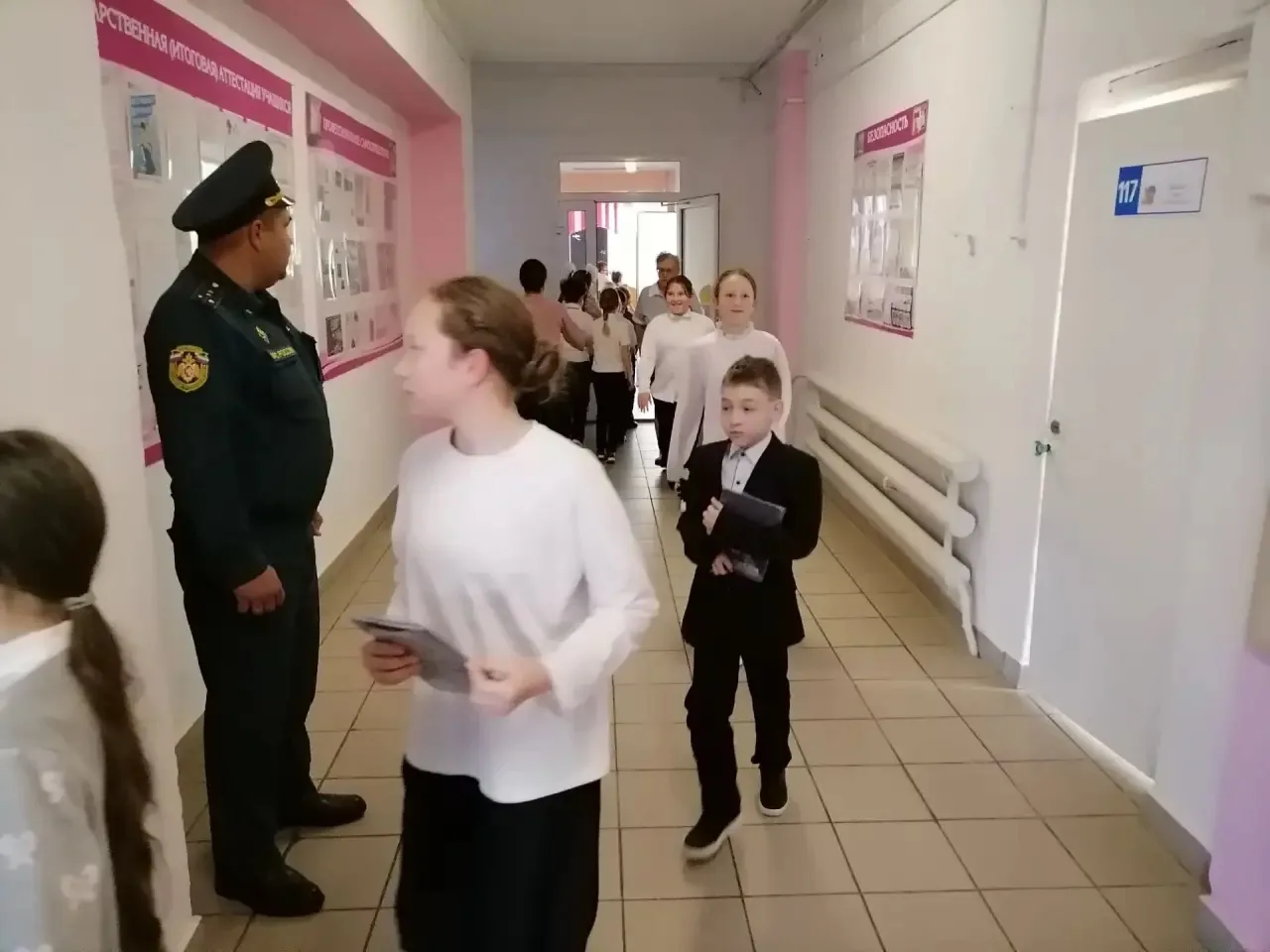 В школе прошел насыщенный и полезный день! 🚒✨ Мы присоединились к Всероссийскому откры...