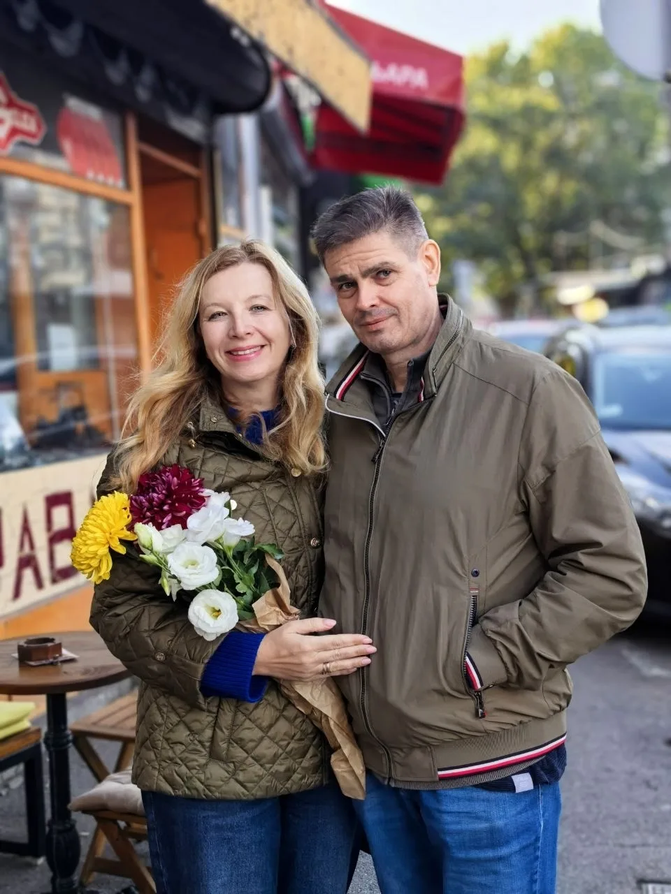 - "Оля, как вы?"