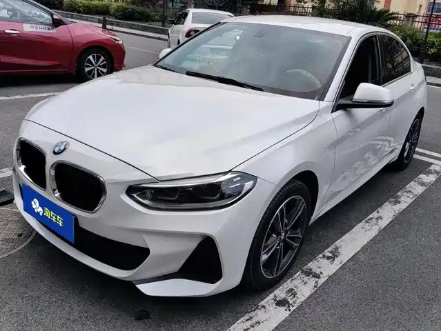 🚗 BMW 2021