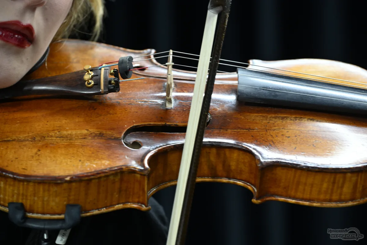 🎻 В Екатеринбурге метро на час превратится в концертный зал.
