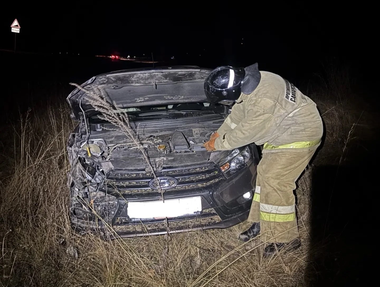 ❕ В столкновении двух Lada Vesta в Самарской области пострадали три человека