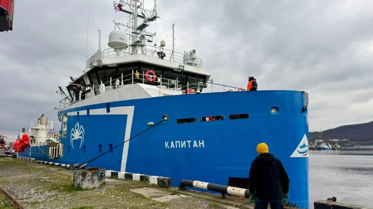В Мурманск пришёл новый краболов «Капитан»