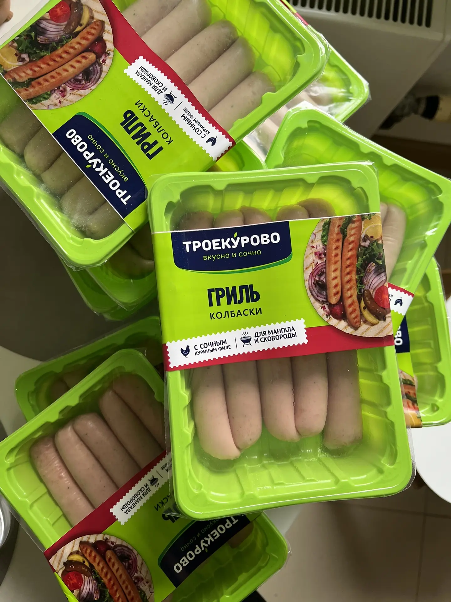 Мое утро )))) С колбасками у нас на районе полный швах.  Скупают и мне не достается))) ...