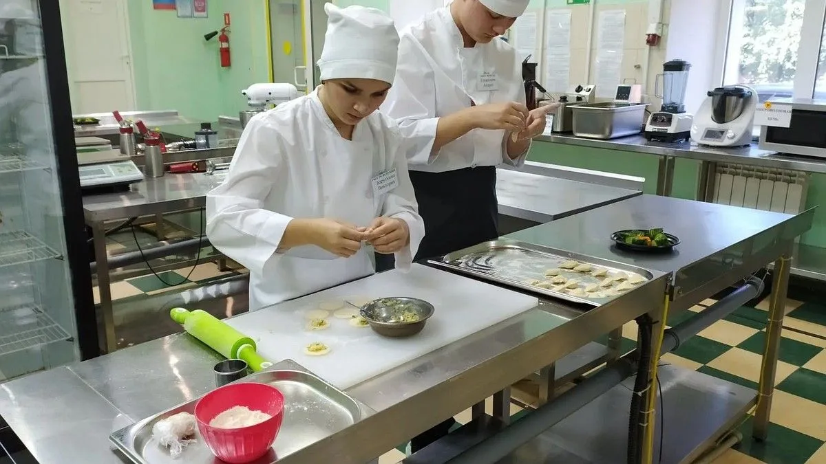 Инклюзивный «Колледж класс» для будущих поваров открылся в Феодосии