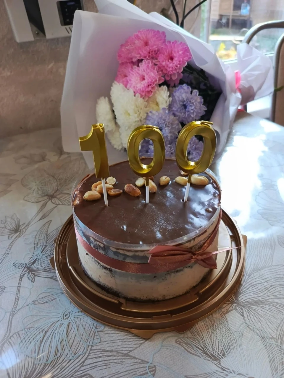 100 лет - целая эпоха