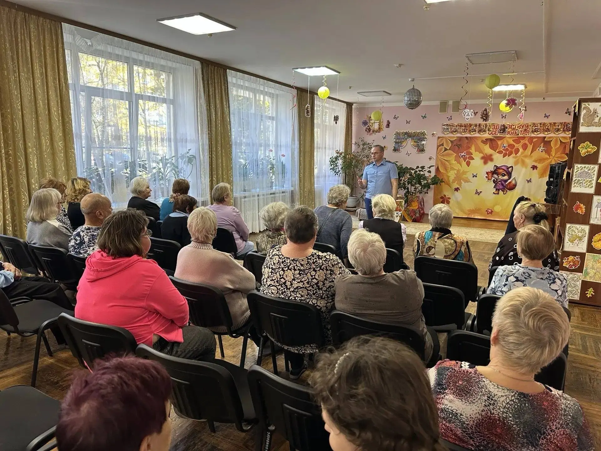 🗞️Киришский городской прокурор провёл профилактическую беседу с социально незащищенной...